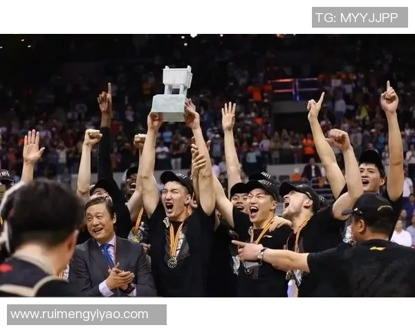 成都篮球队荣登篮球节奏排行榜首位引领潮流与热情