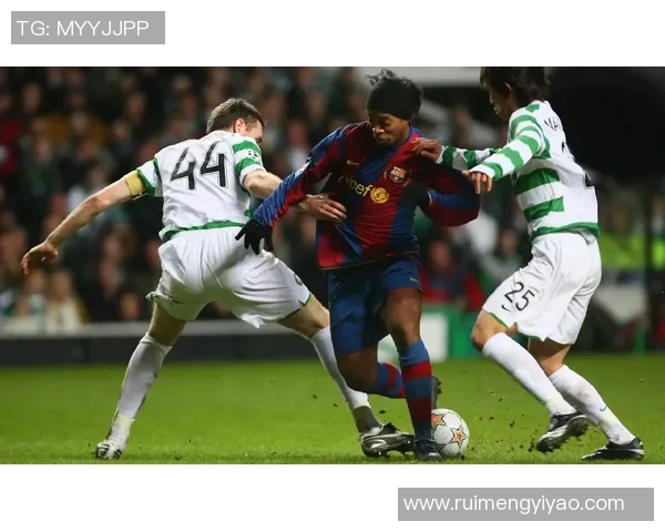 足球明星微信贴图大集合让你与偶像亲密互动的绝佳选择 足球明星微信贴图大集合让你与偶像亲密互动的绝佳选择