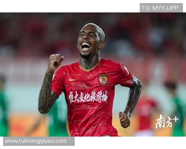 广州足球队在钻石联赛中的逆袭之路与荣耀时刻全景回顾 广州足球队在钻石联赛中的逆袭之路与荣耀时刻全景回顾