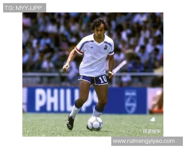 足球明星的辉煌与沉浮见证时代变迁的精彩瞬间与传奇故事 足球明星的辉煌与沉浮见证时代变迁的精彩瞬间与传奇故事